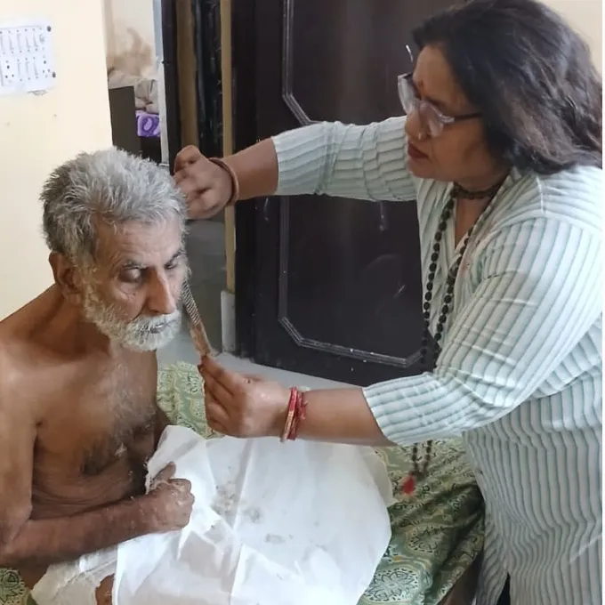 Daily grooming and personal care